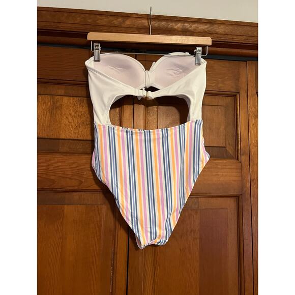 Xhilaration Women's Tie-Front Cut-Out One Piece Bathing Suits Multicolor Size M - Picture 6 of 10